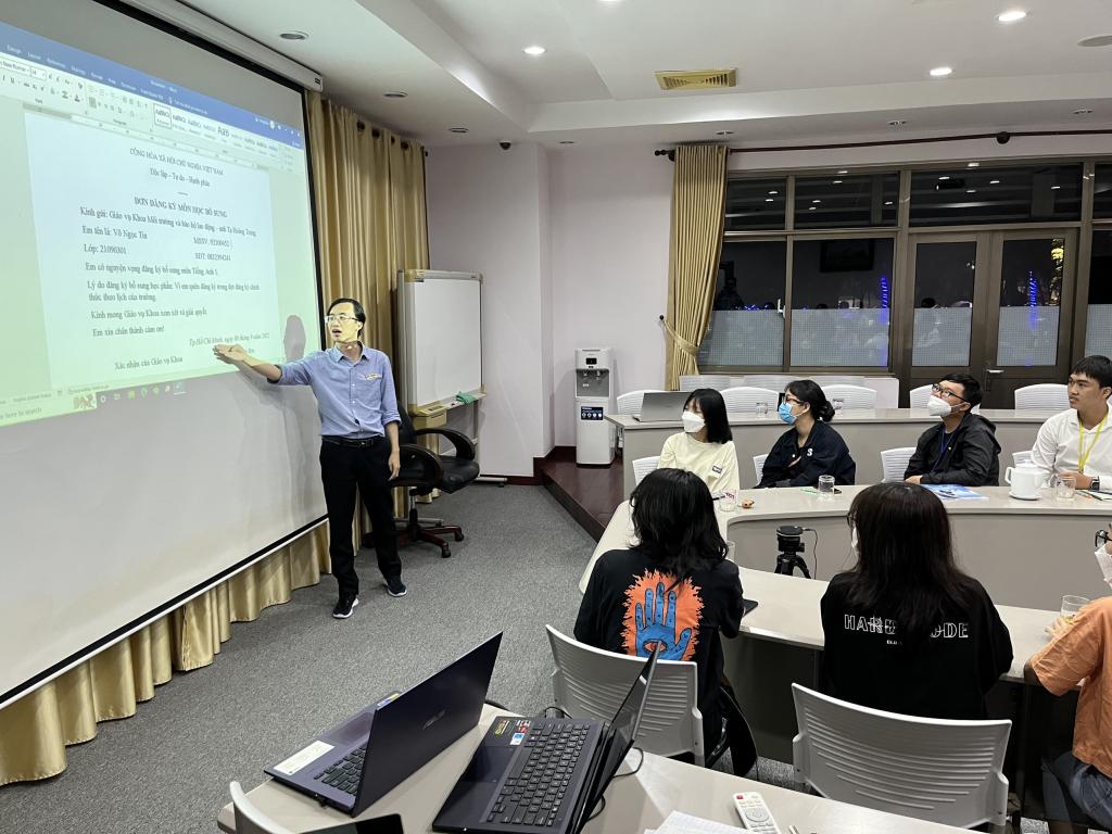 hình tập huấn